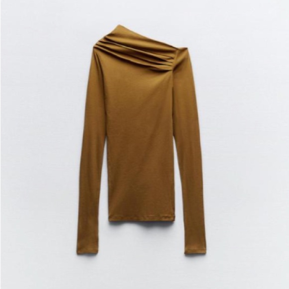 Zara Asymmetric Top